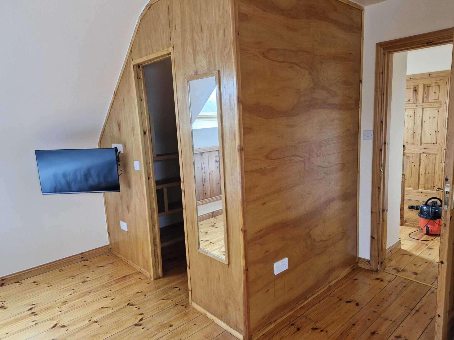 Villa Rose - Sleeps 2 & Stunning Seaside Views