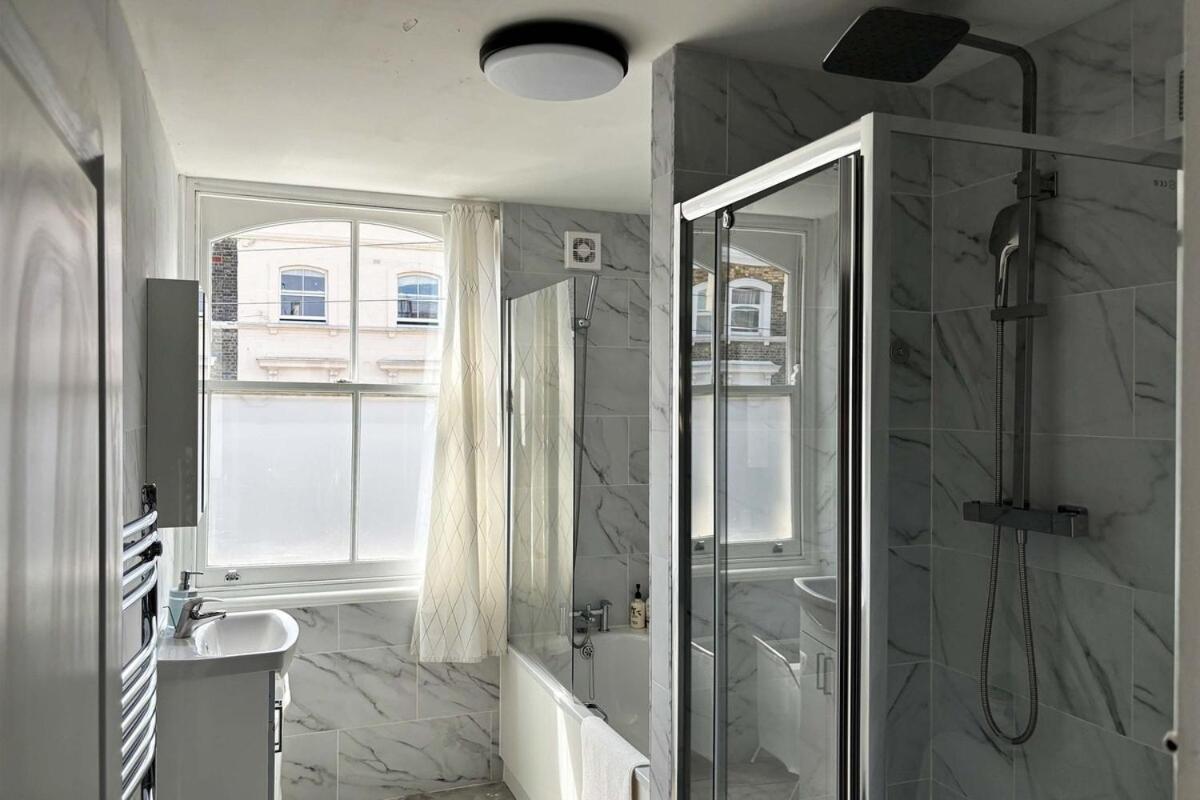 One bed flat in Clapham Juction