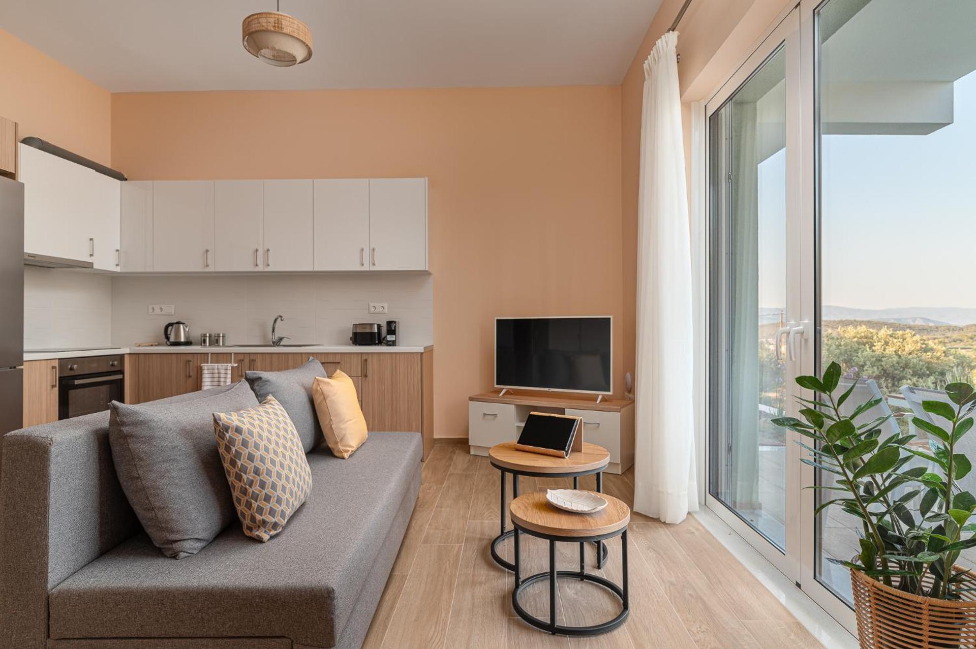 Communal lounge/ TV room