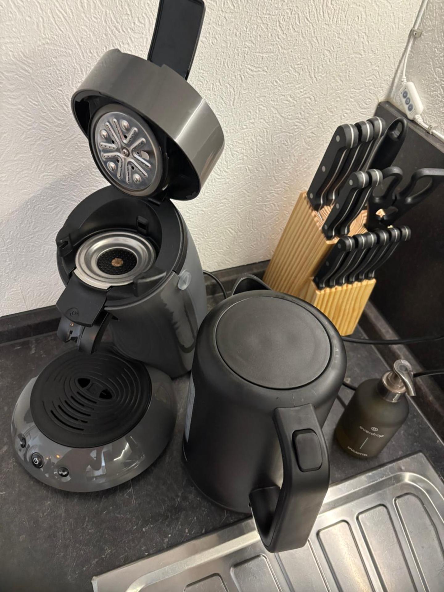 Coffee/tea facilities