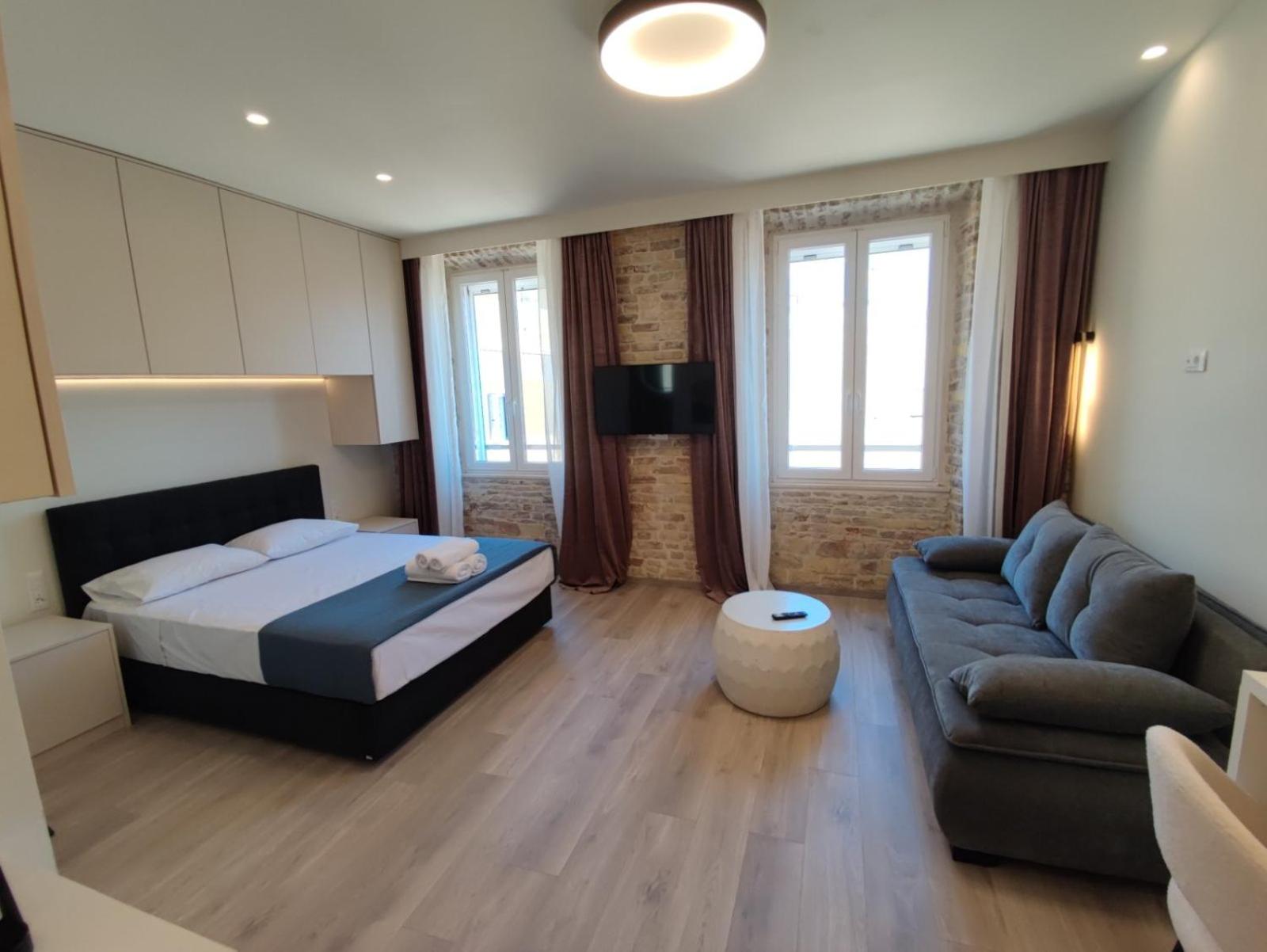 Contessina Freideriki Luxury Suites