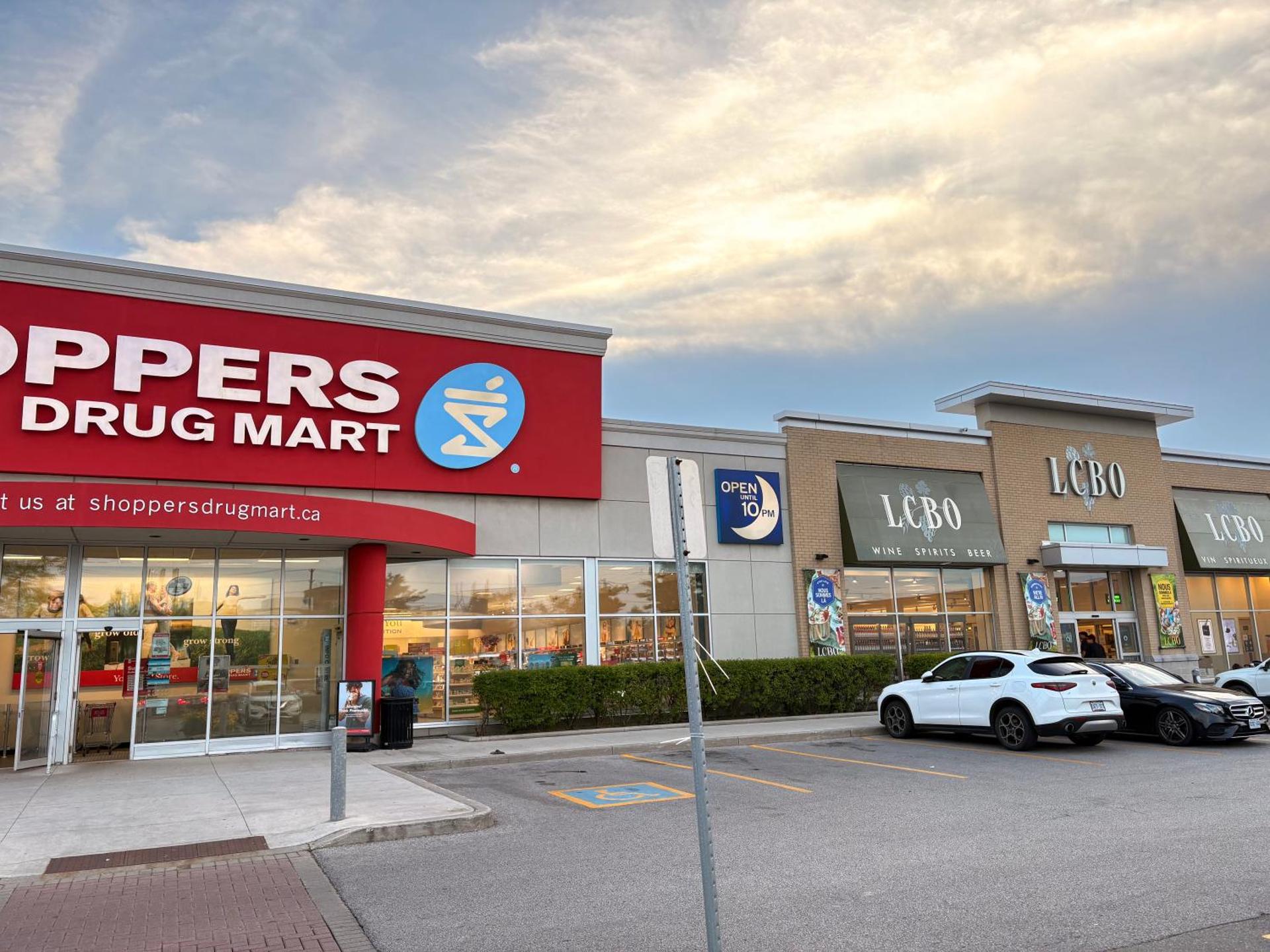 Supermarket/grocery shop