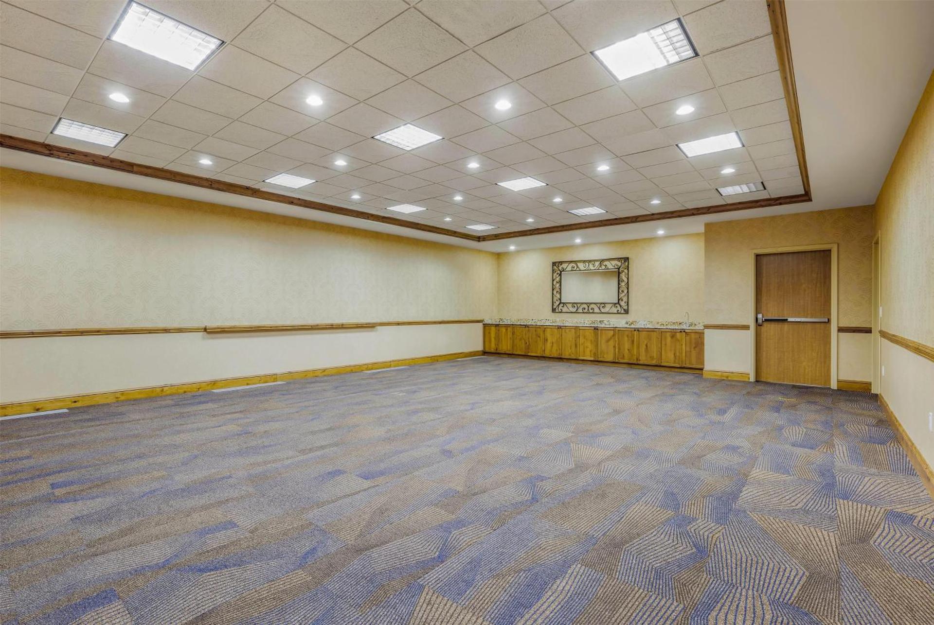 Meeting/conference room