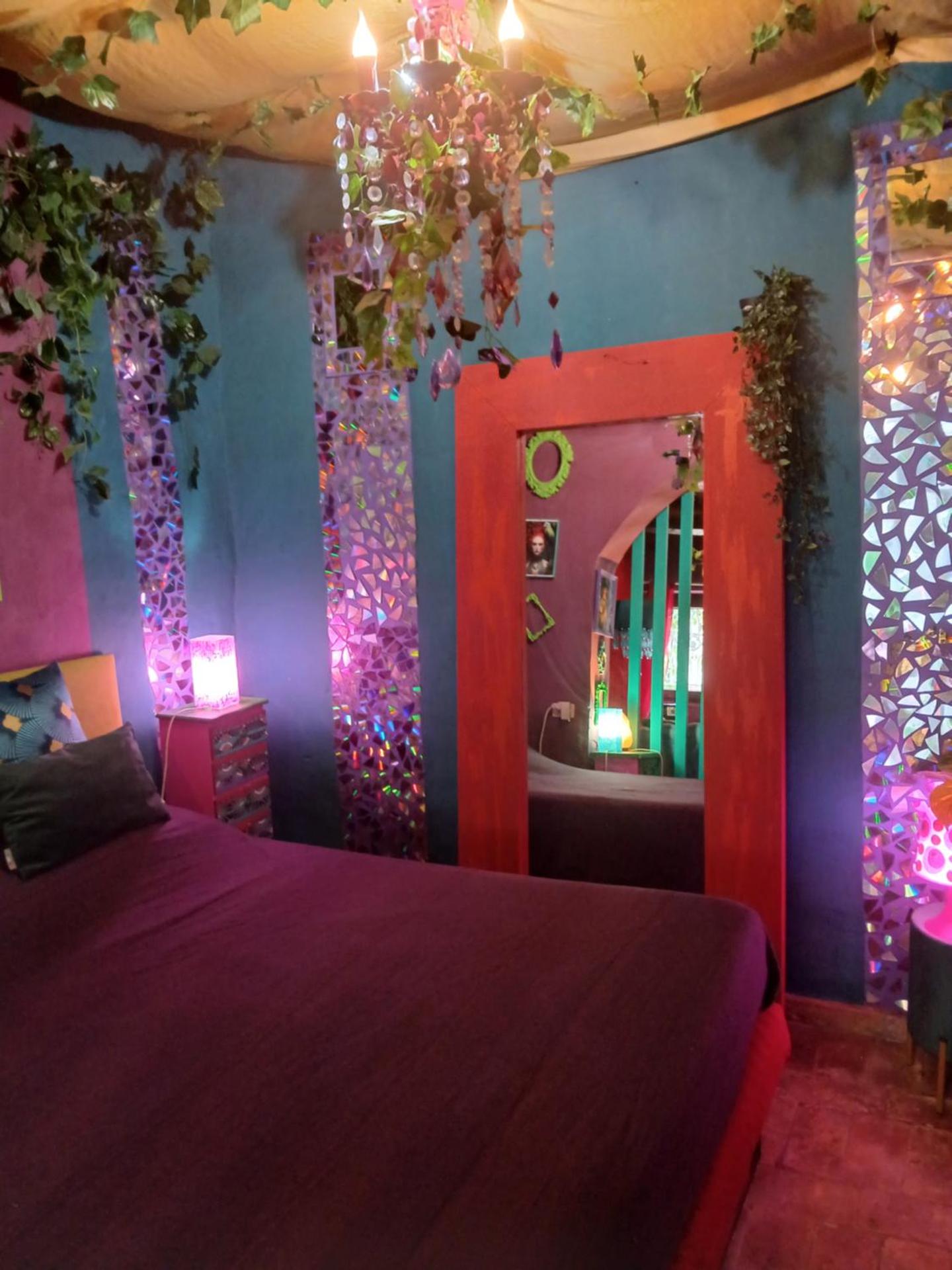 MAISONETTE Fata Bislacca, calcata