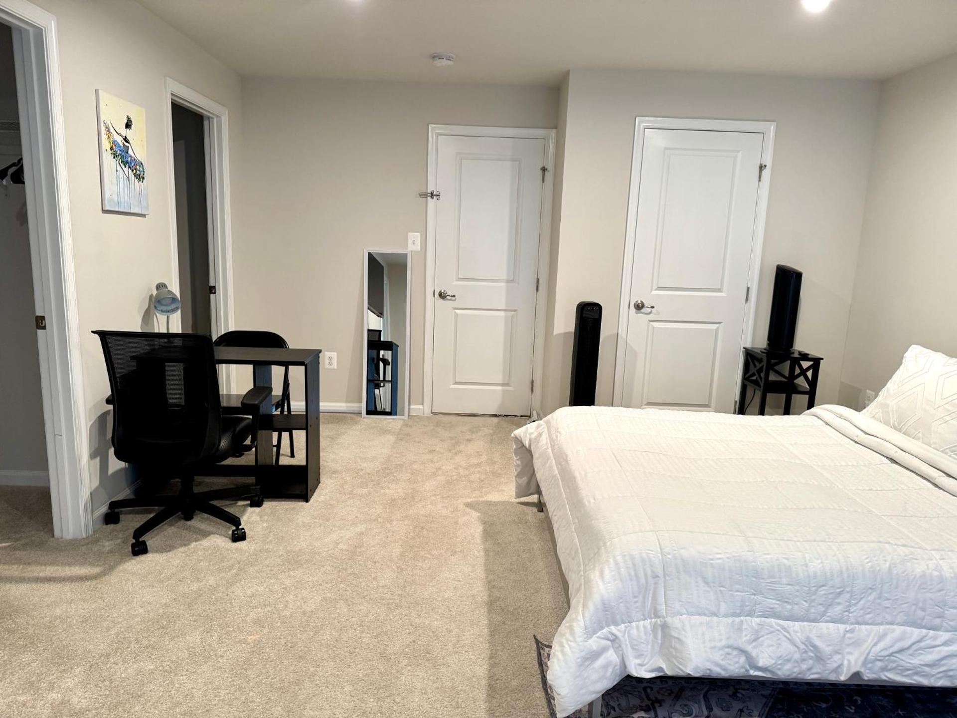 Photo of the whole room