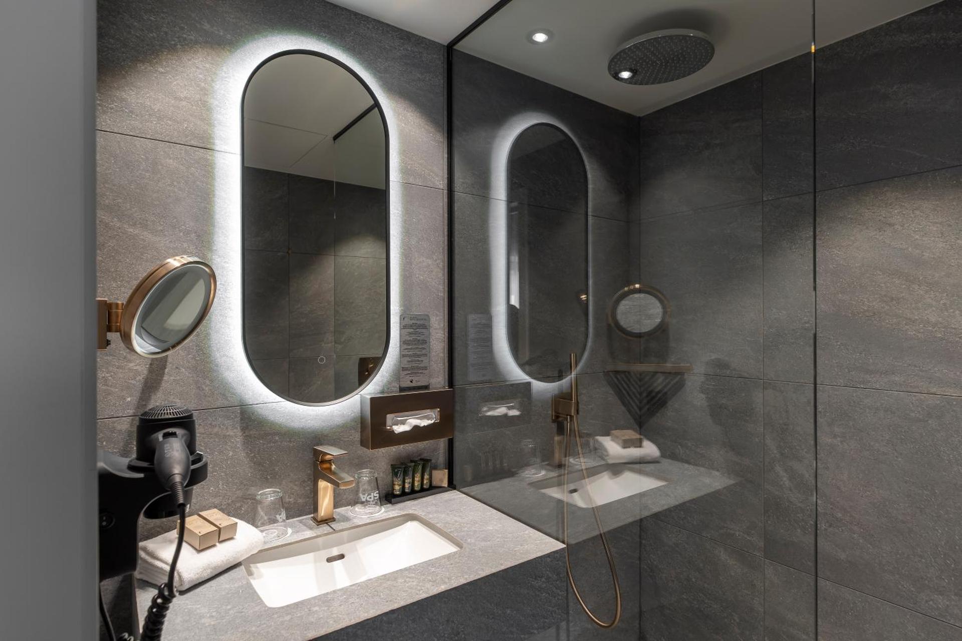 Van der Valk Waterloo