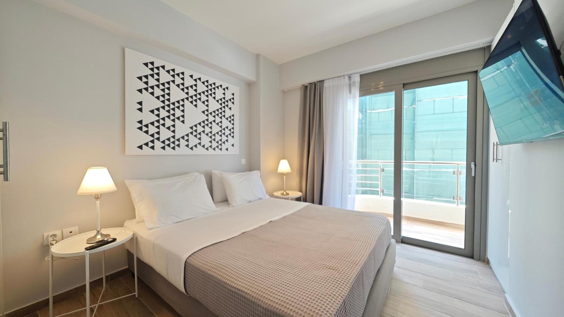 Costa Voula Shared Pool & Beach Apartment A2