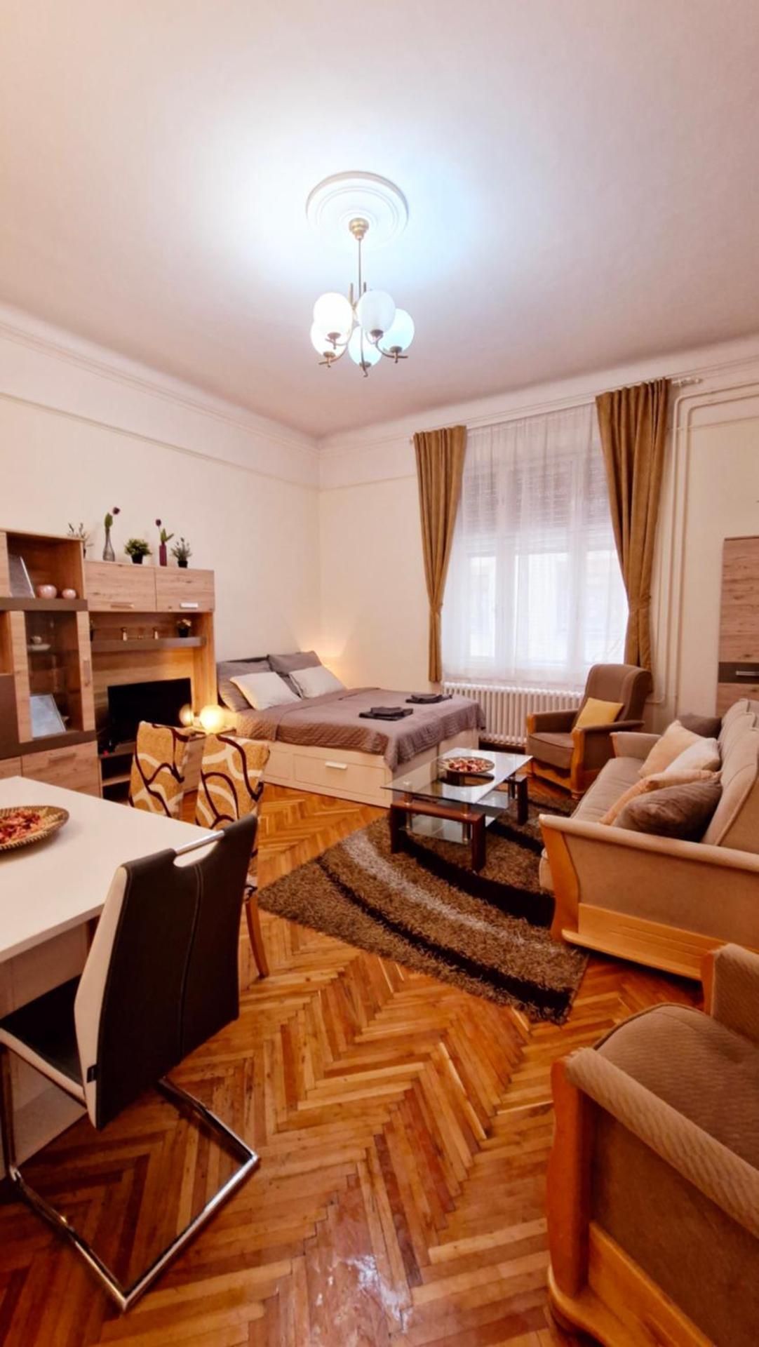 River Center Apartment