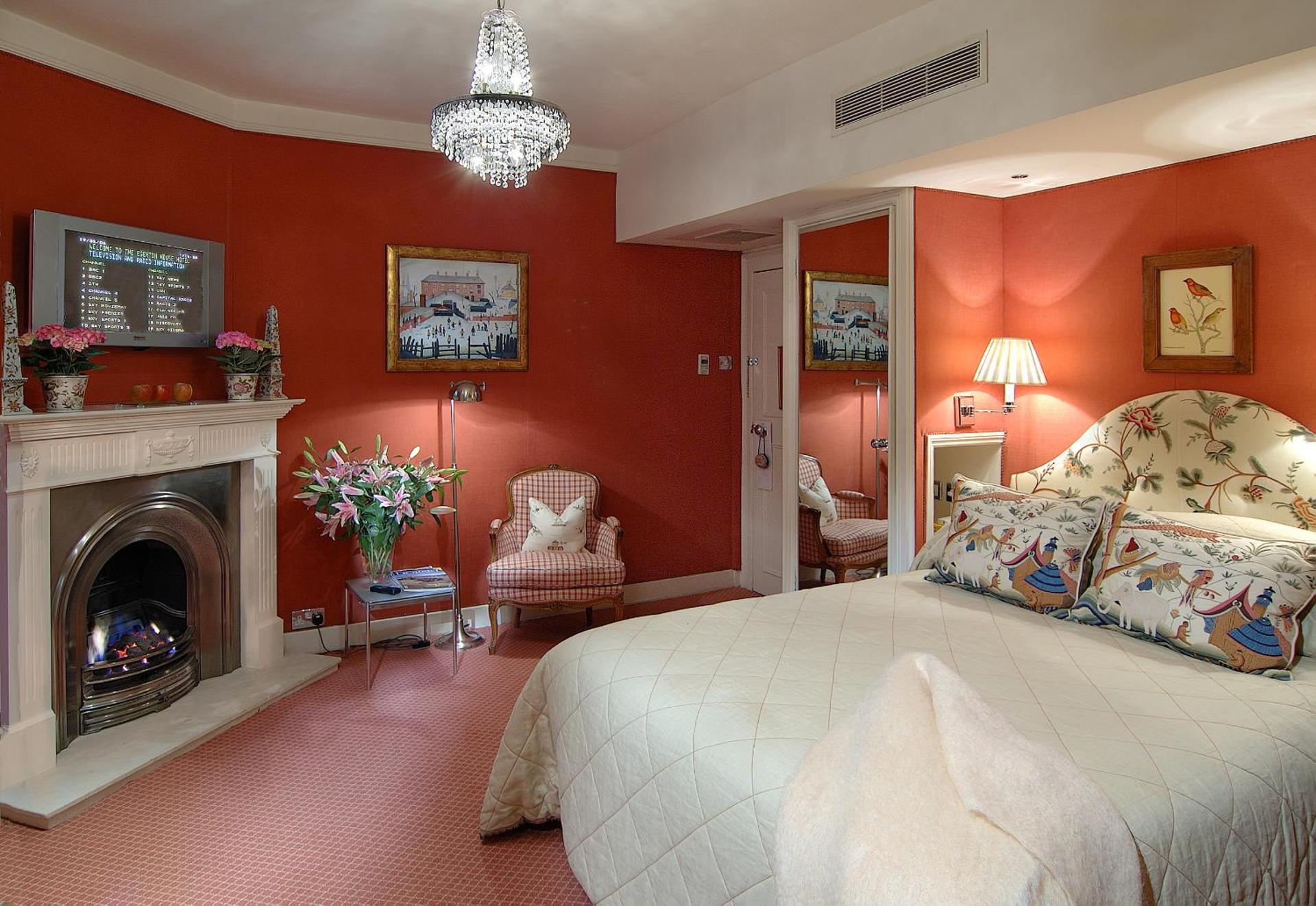 Photo of the whole room