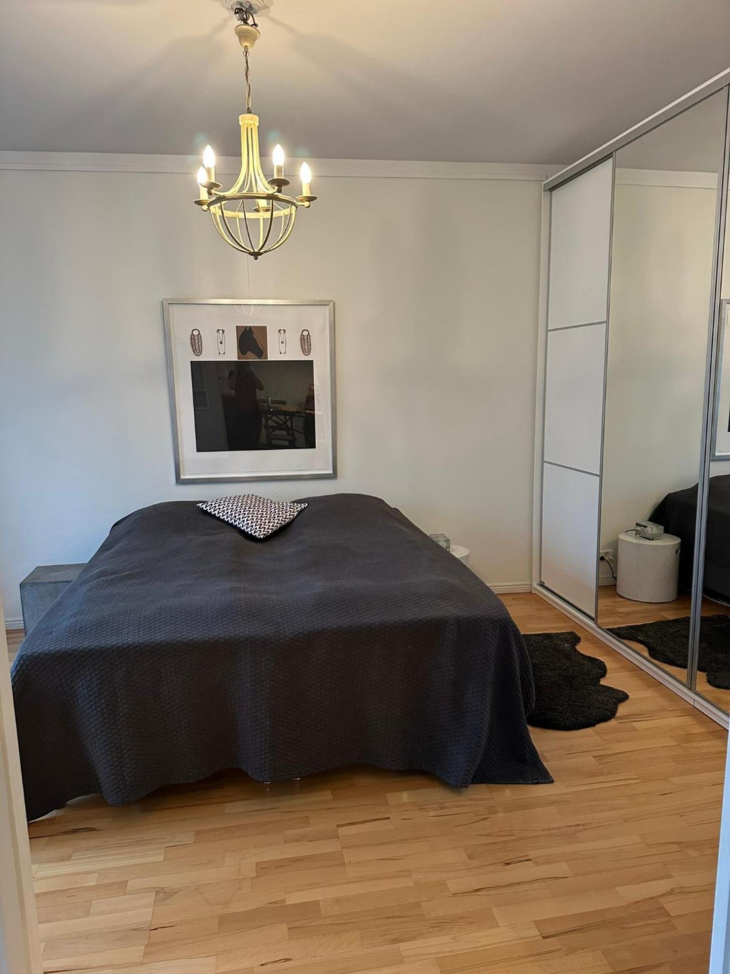 Valoisa ja tilava kaupunkikoti 73 neliötä