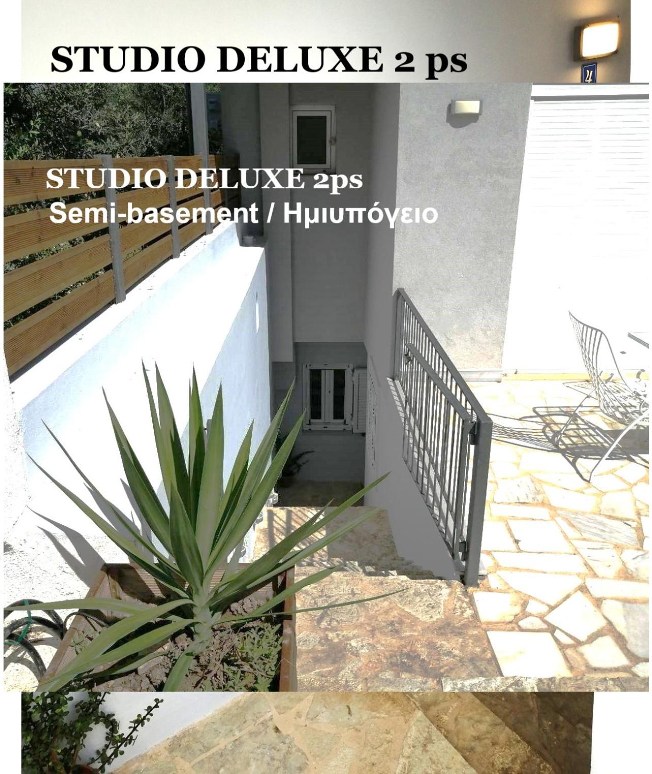 Deluxe Studio