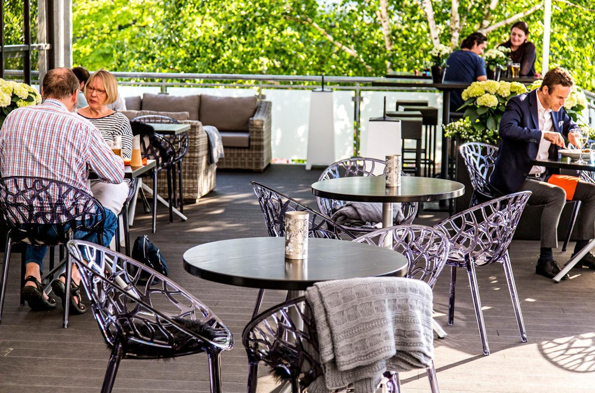 Restaurant/places to eat