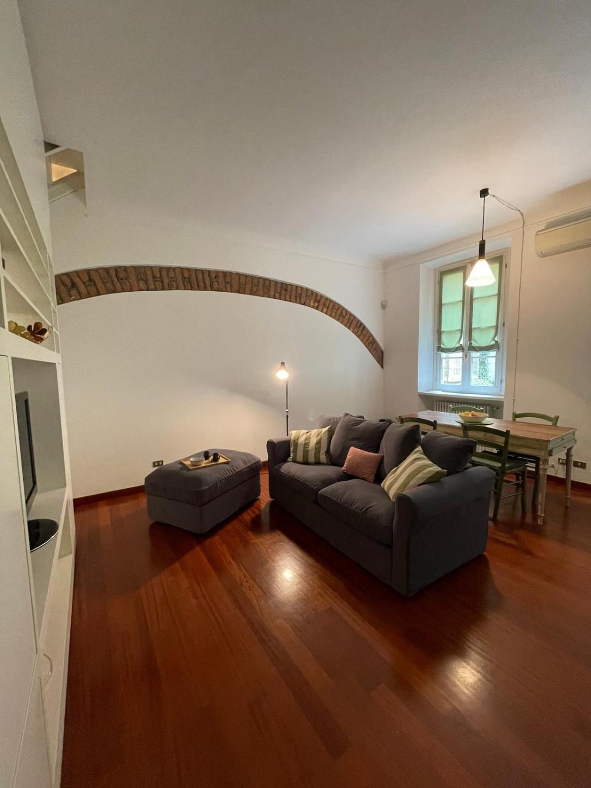 Charming apartment at the Columns of San Lorenzo