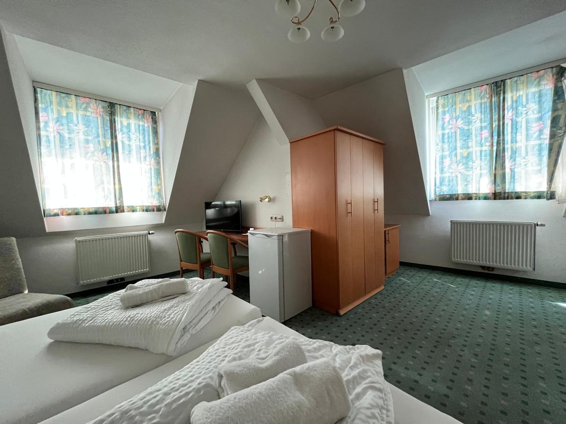 Large Double Room