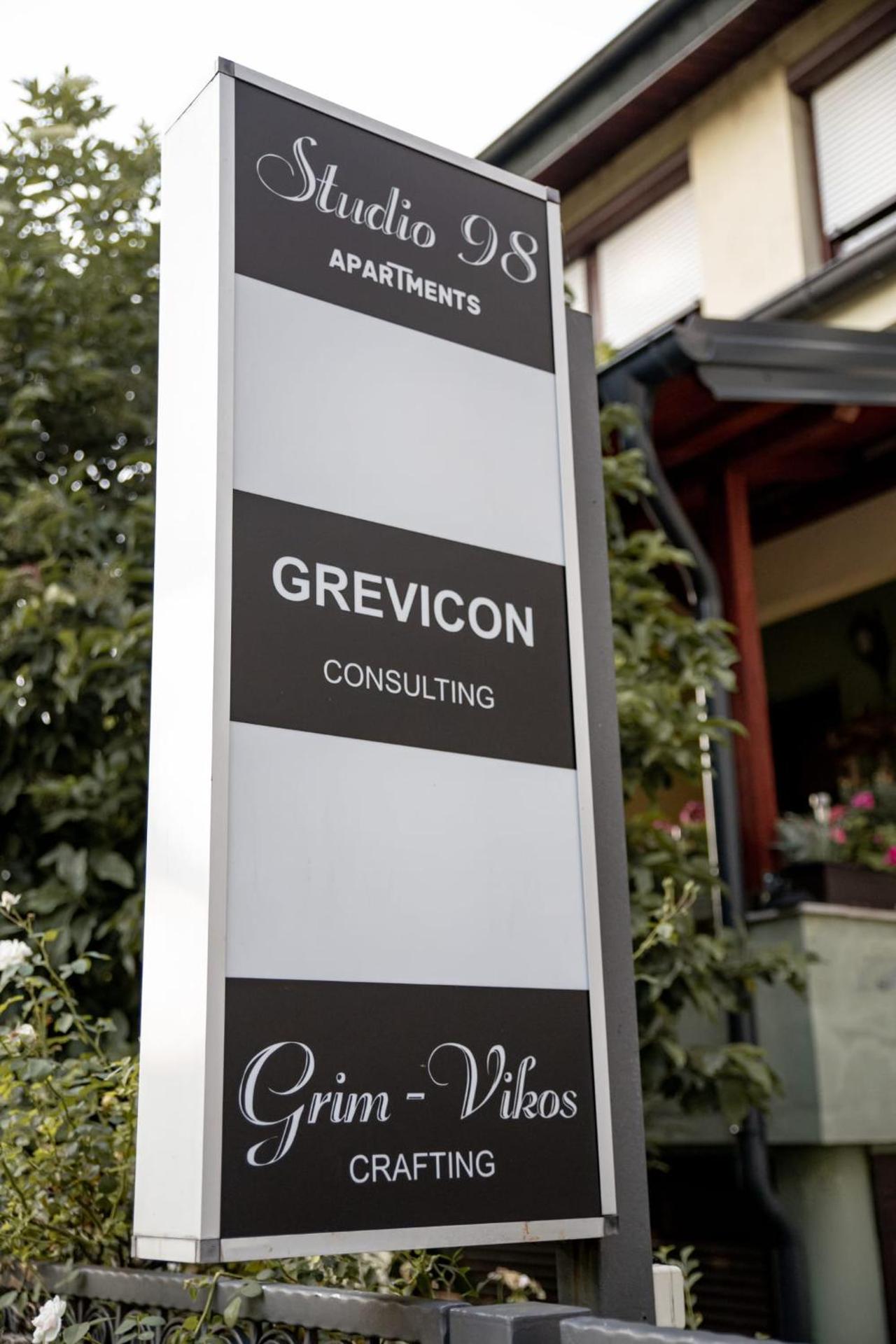 Studio '98 Apartments broj 31