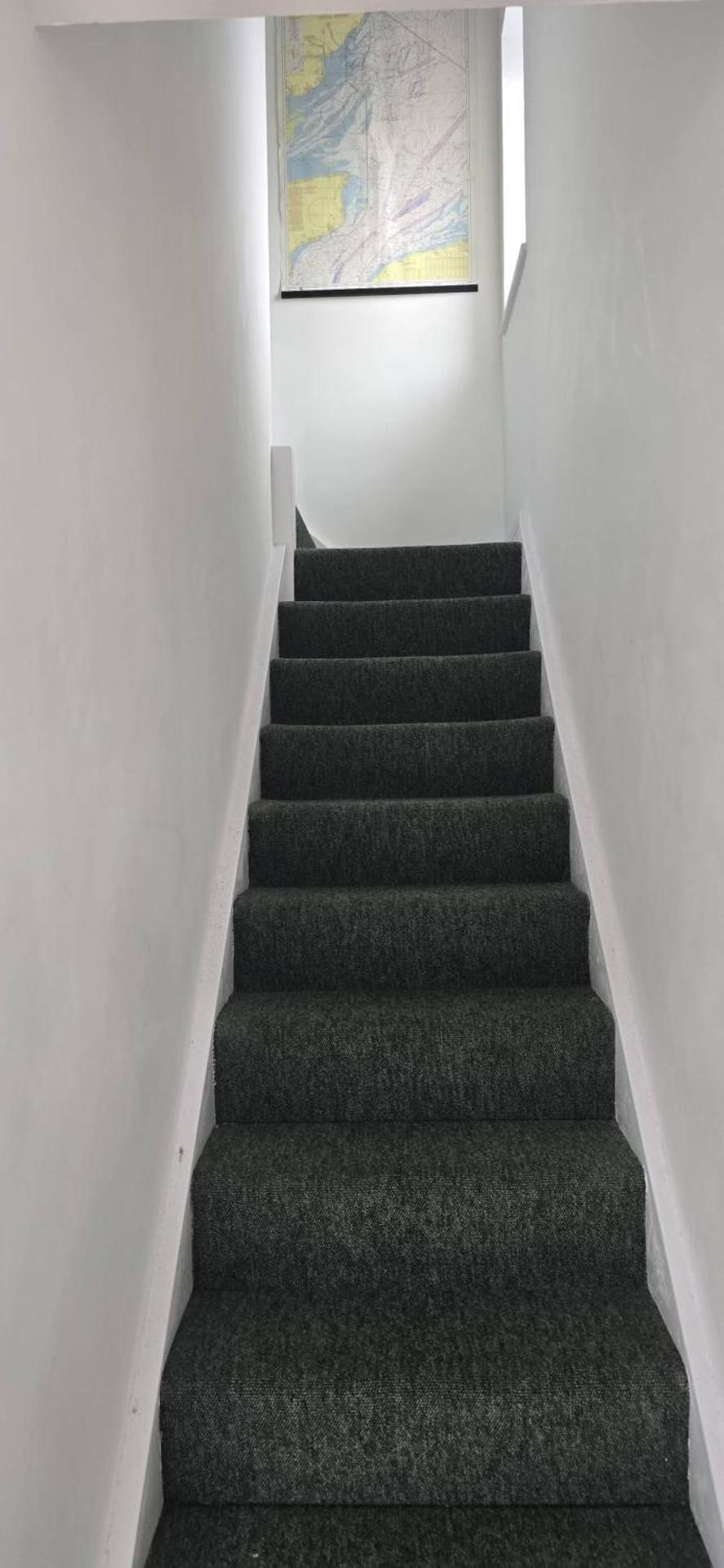 1 double and 1 twin bedrooms and bath