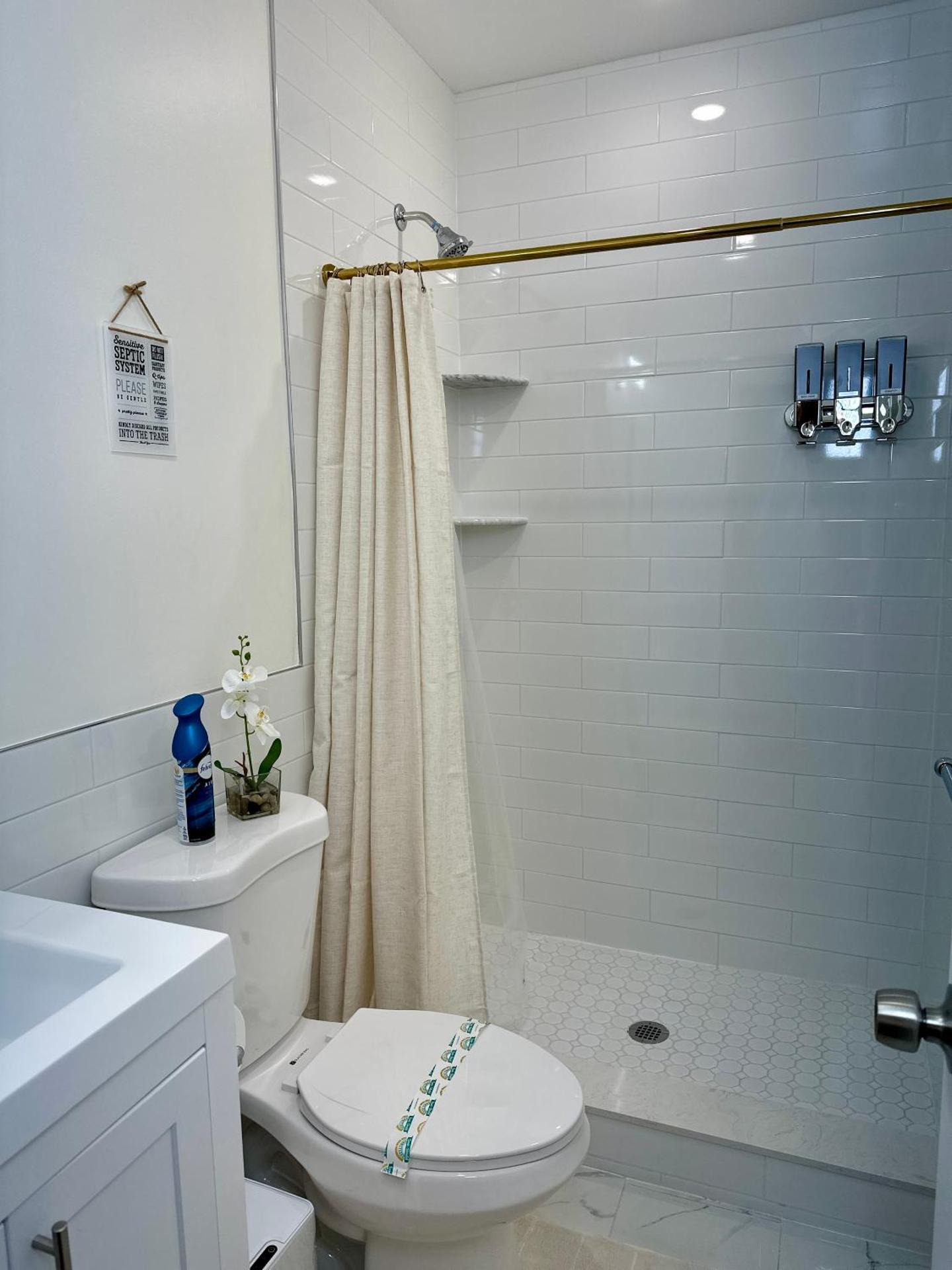 Hotel-Style, No Host, Professionally Managed ID255