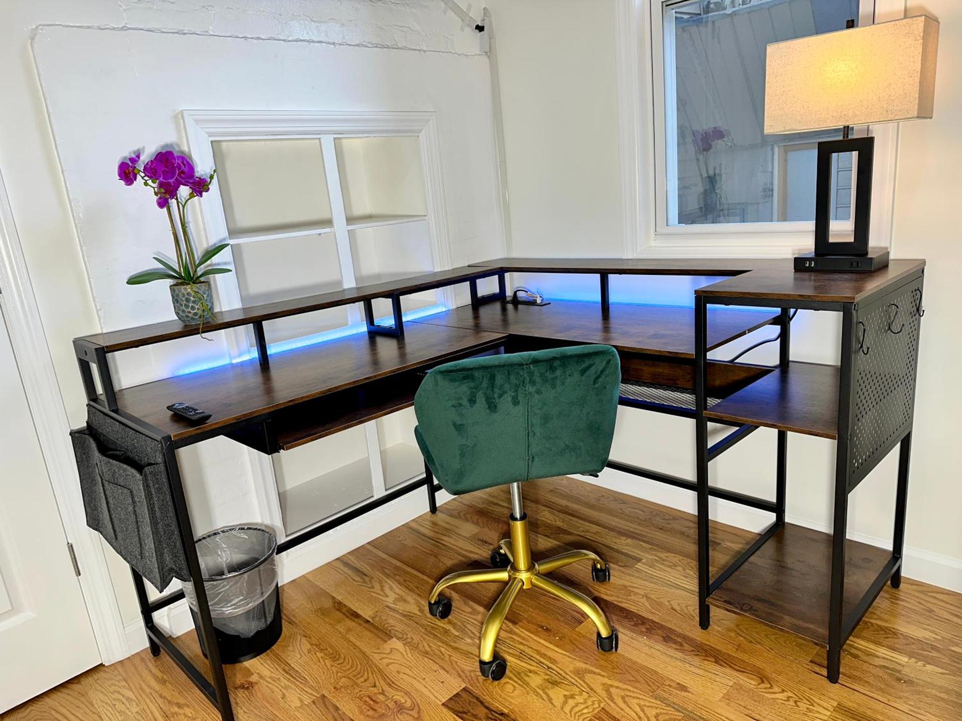 Hotel-Style, No Host, Professionally Managed ID255