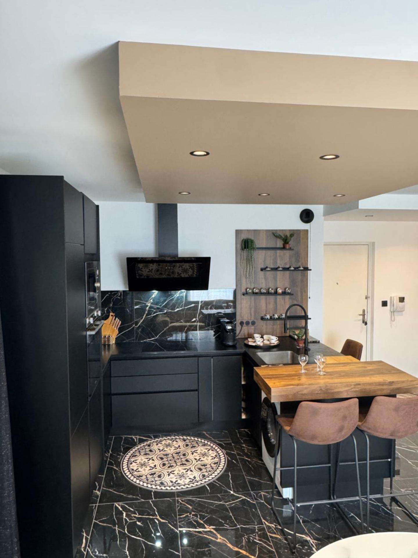 Kitchen or kitchenette