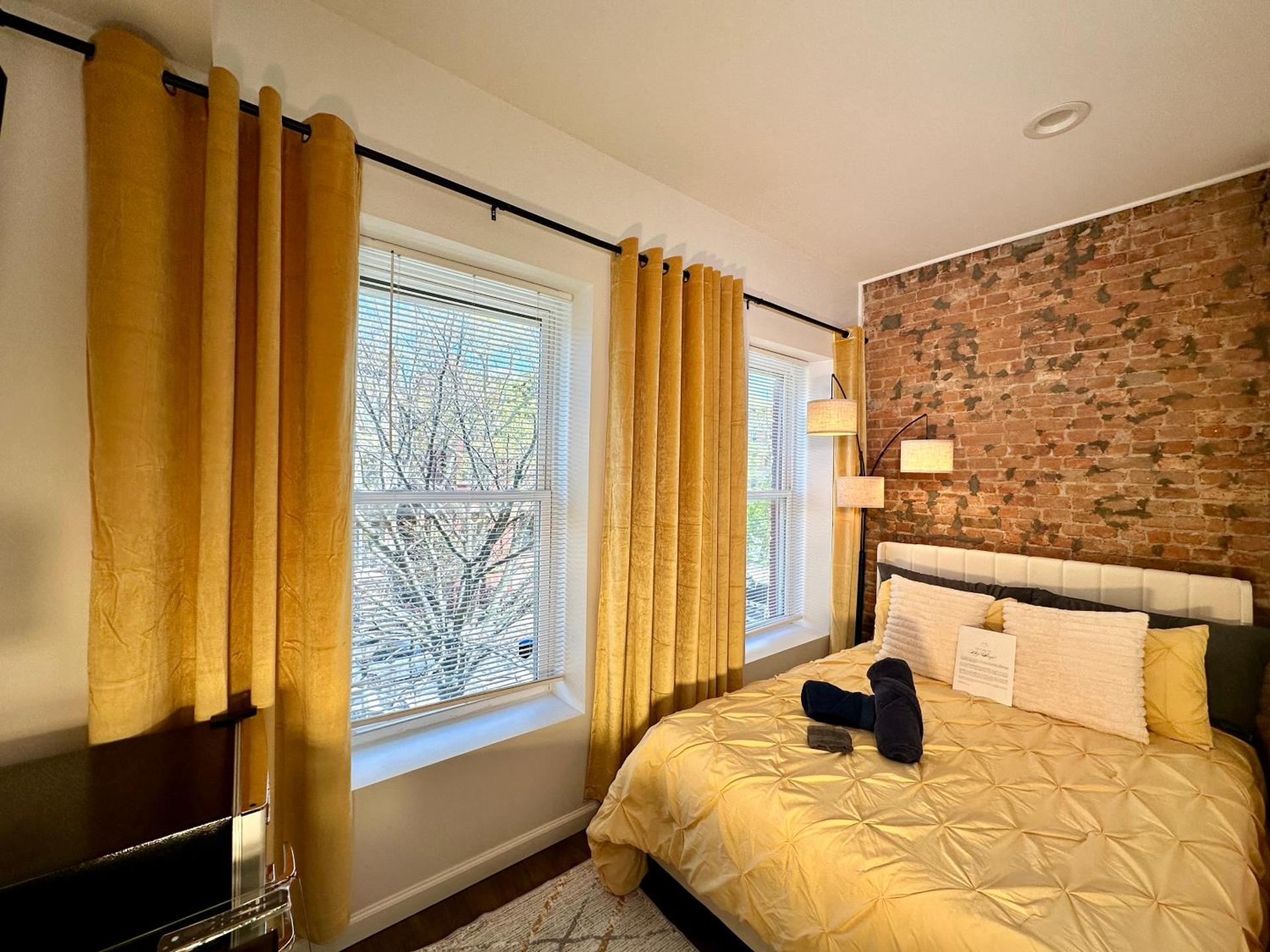 Hotel-Style, No Host, Professionally Managed ID289