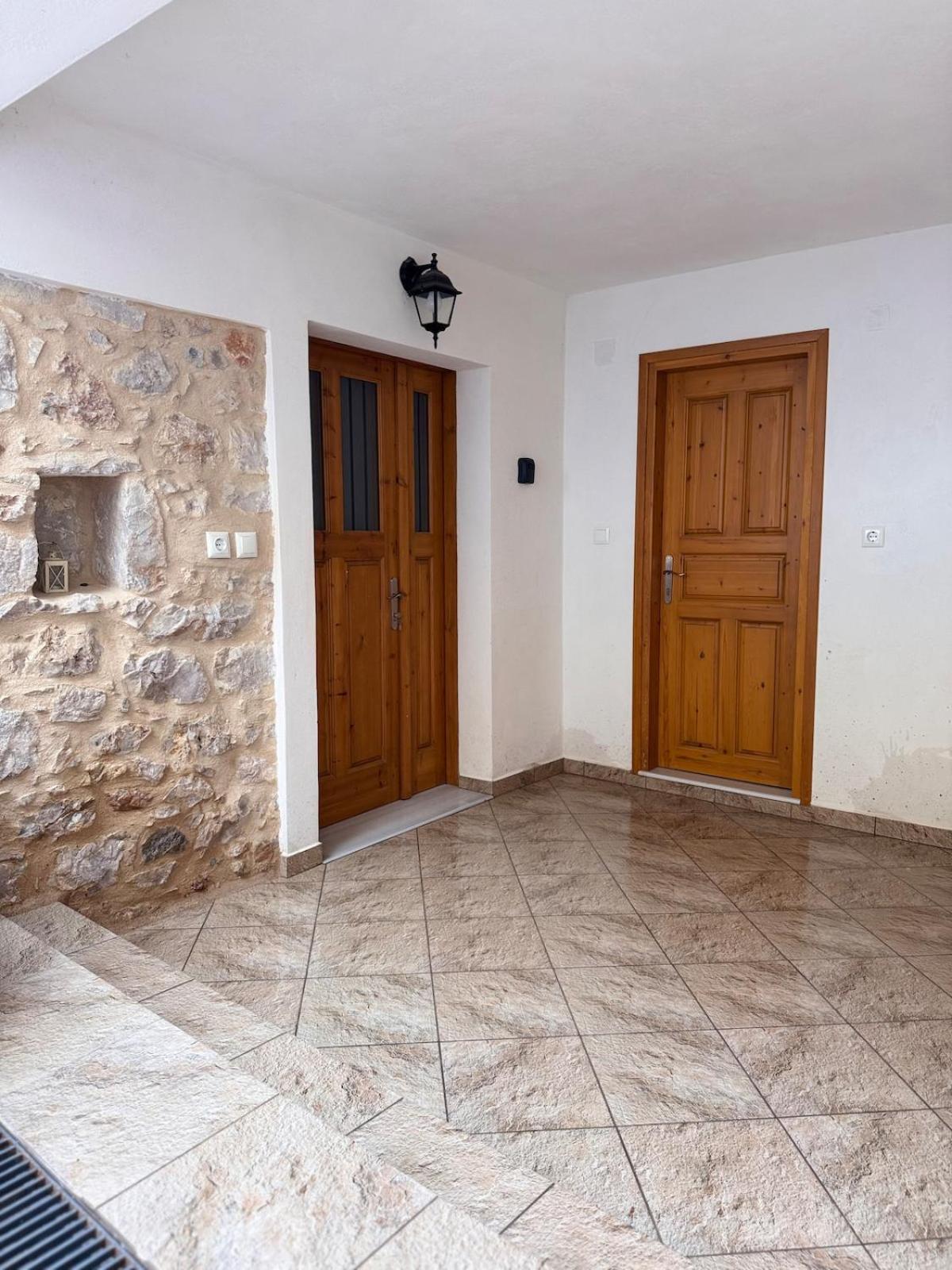 Tsakoniki filoxenia!