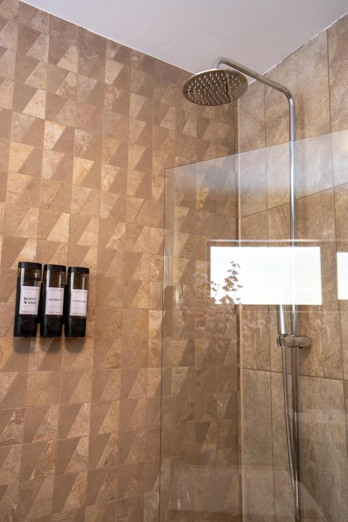 Modern Bungalow Views of Pen y Fan