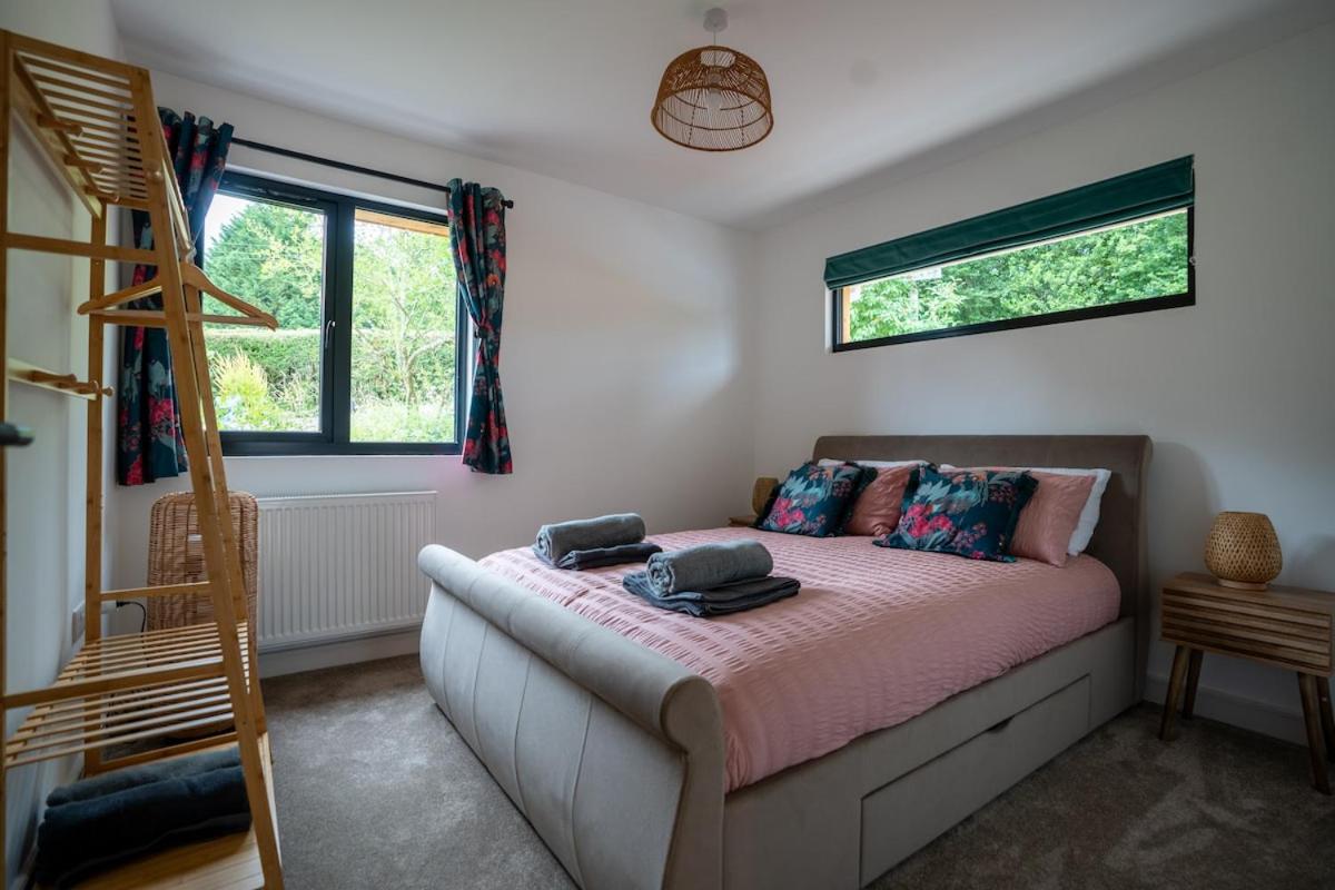 Modern Bungalow Views of Pen y Fan
