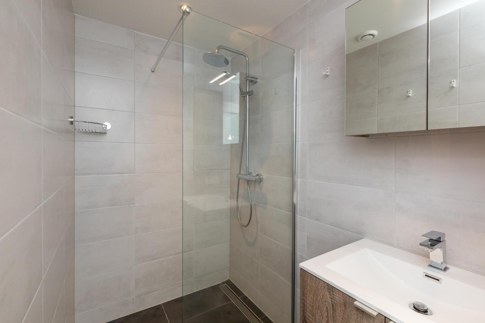 Welcome in - Vakantiewoning Jikkemien met terras, vrij uitzicht en huisdiervriendelijk