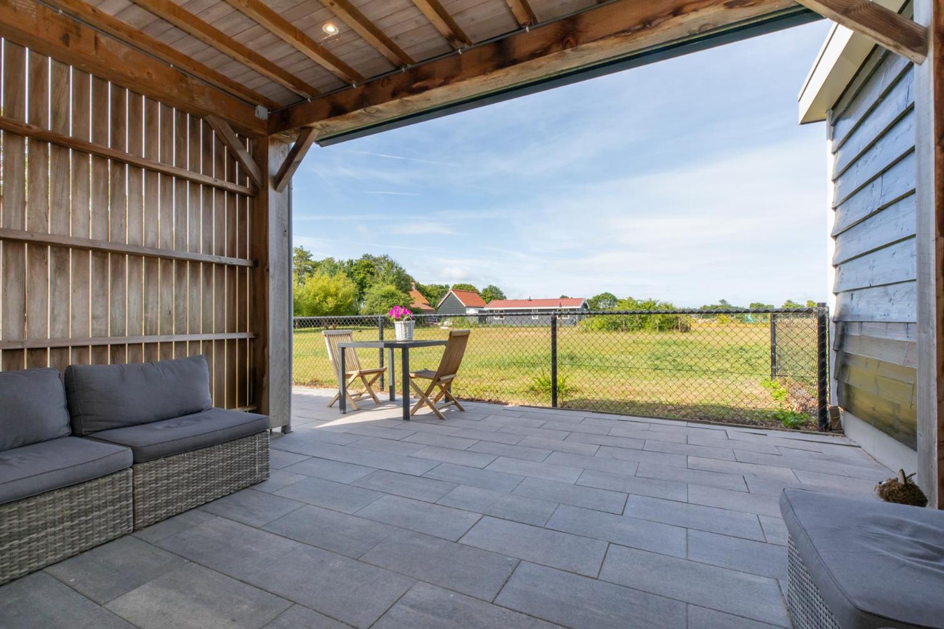 Welcome in - Vakantiewoning Jikkemien met terras, vrij uitzicht en huisdiervriendelijk