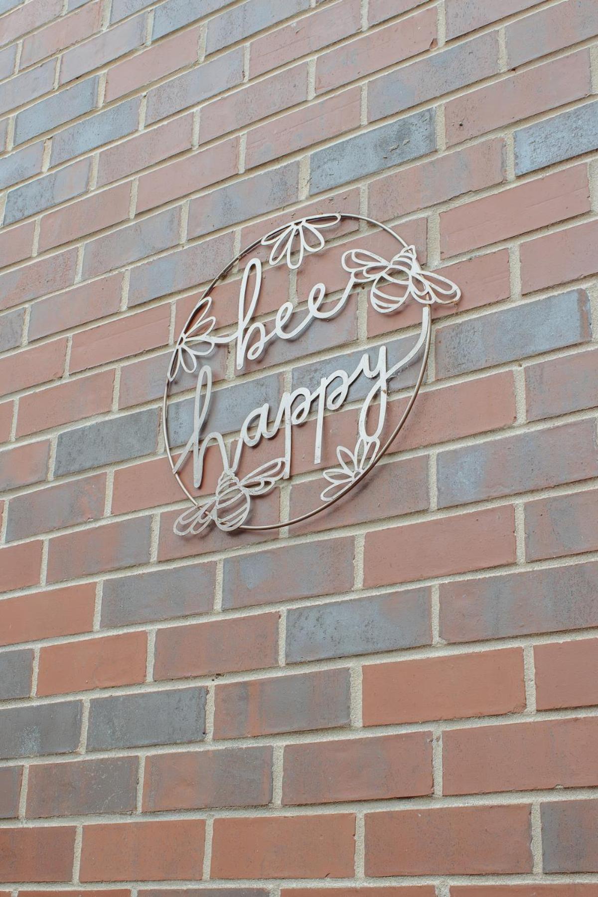 Spacious Holiday Home with Free Parking