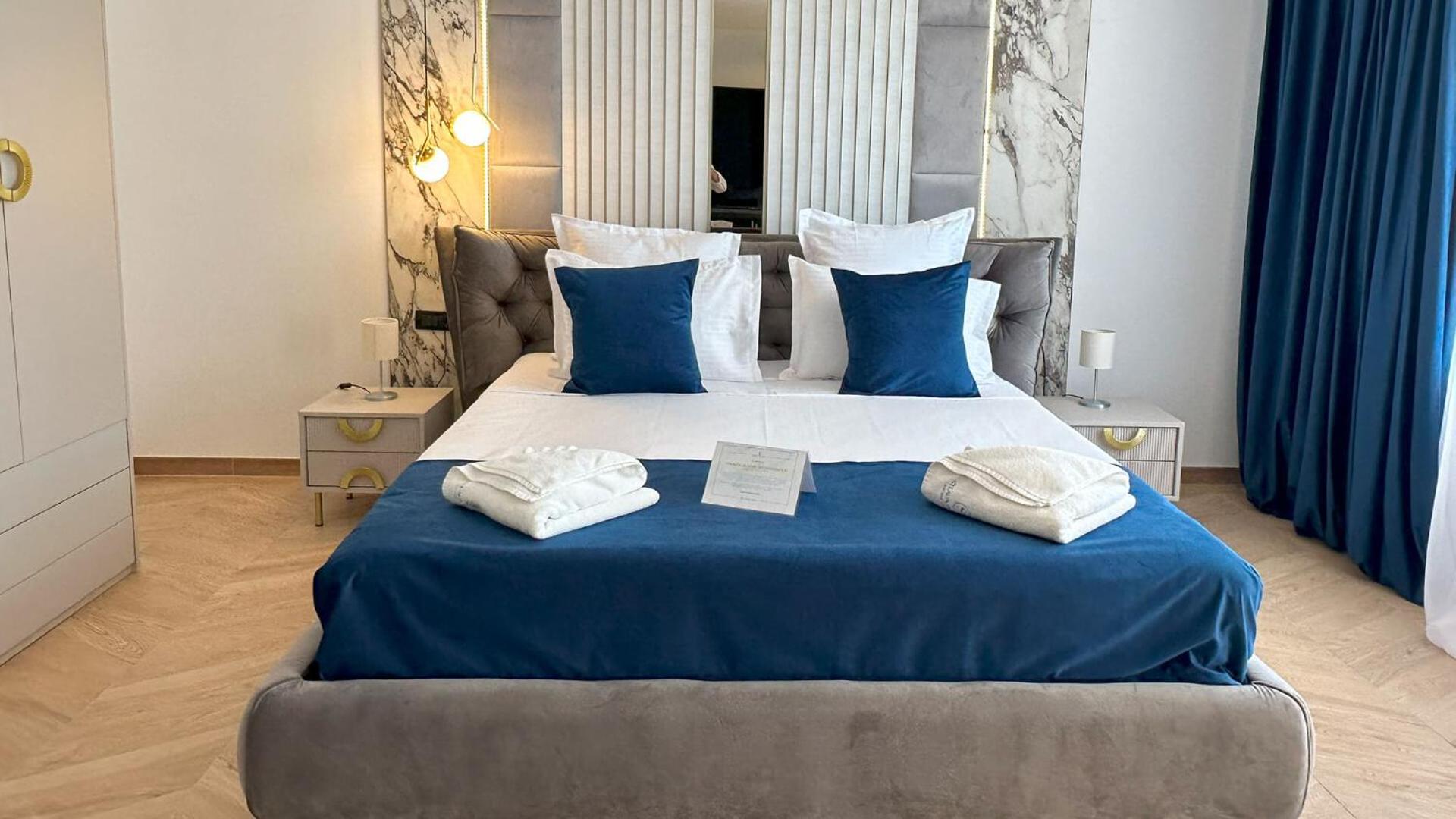 Deluxe Suite with Sea View