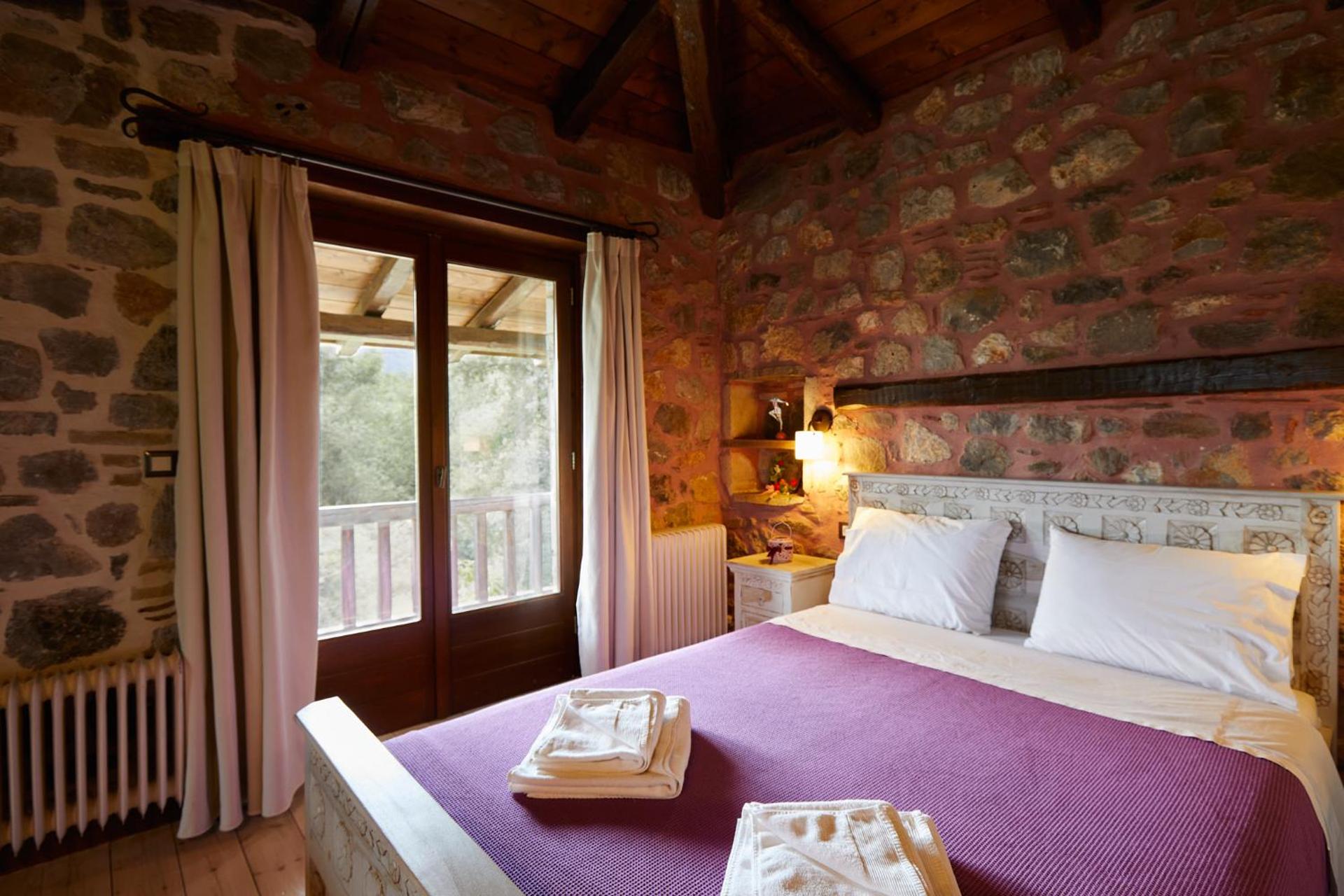 Suites Efharis Filoxenon