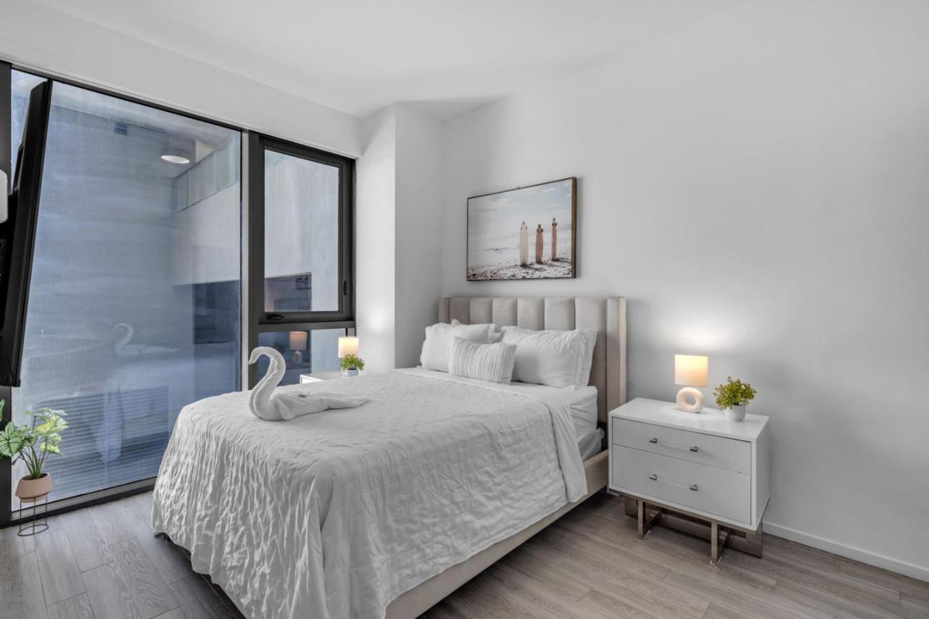 2 Bed Best Views in Downtown and Brickell