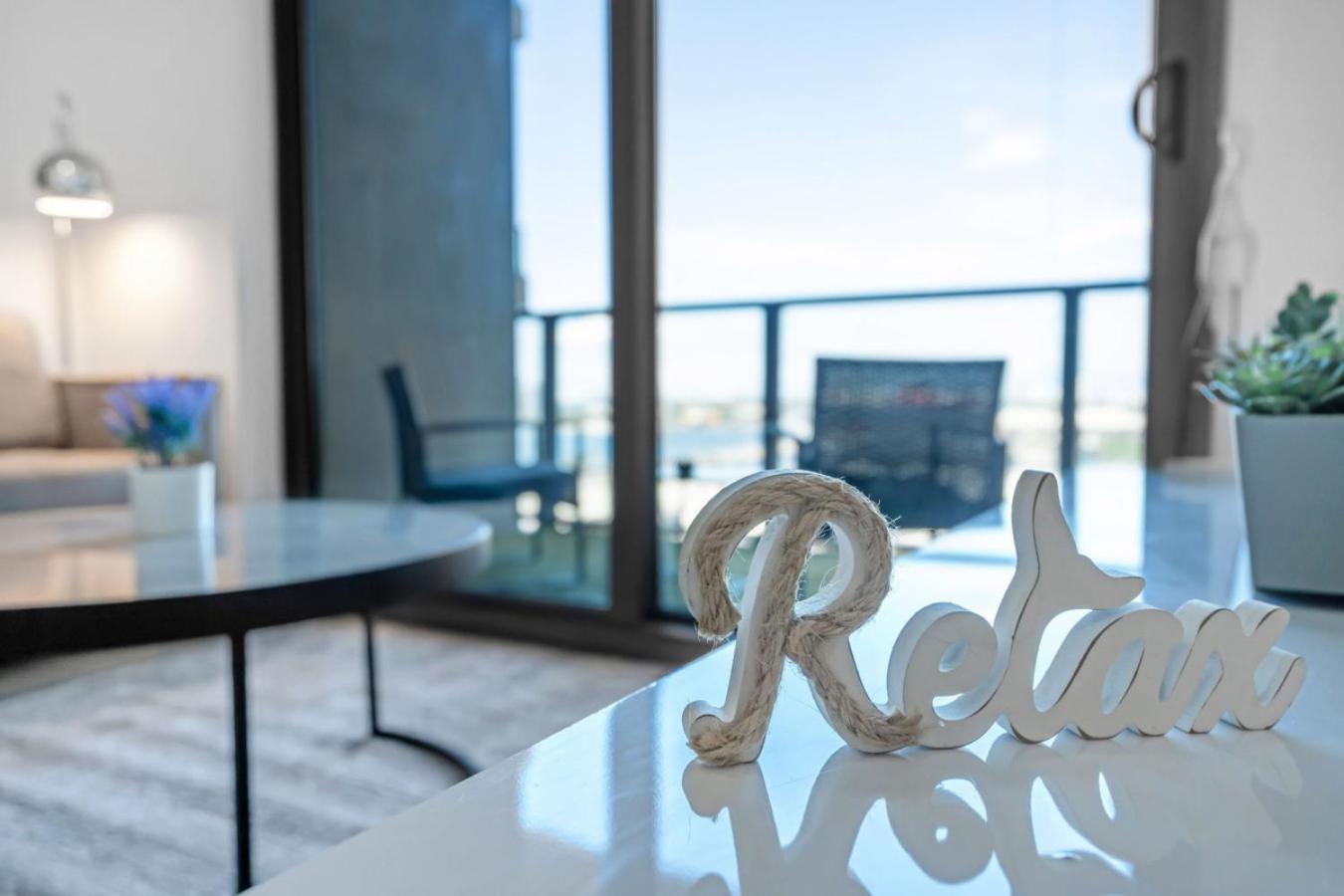 2 Bed Best Views in Downtown and Brickell