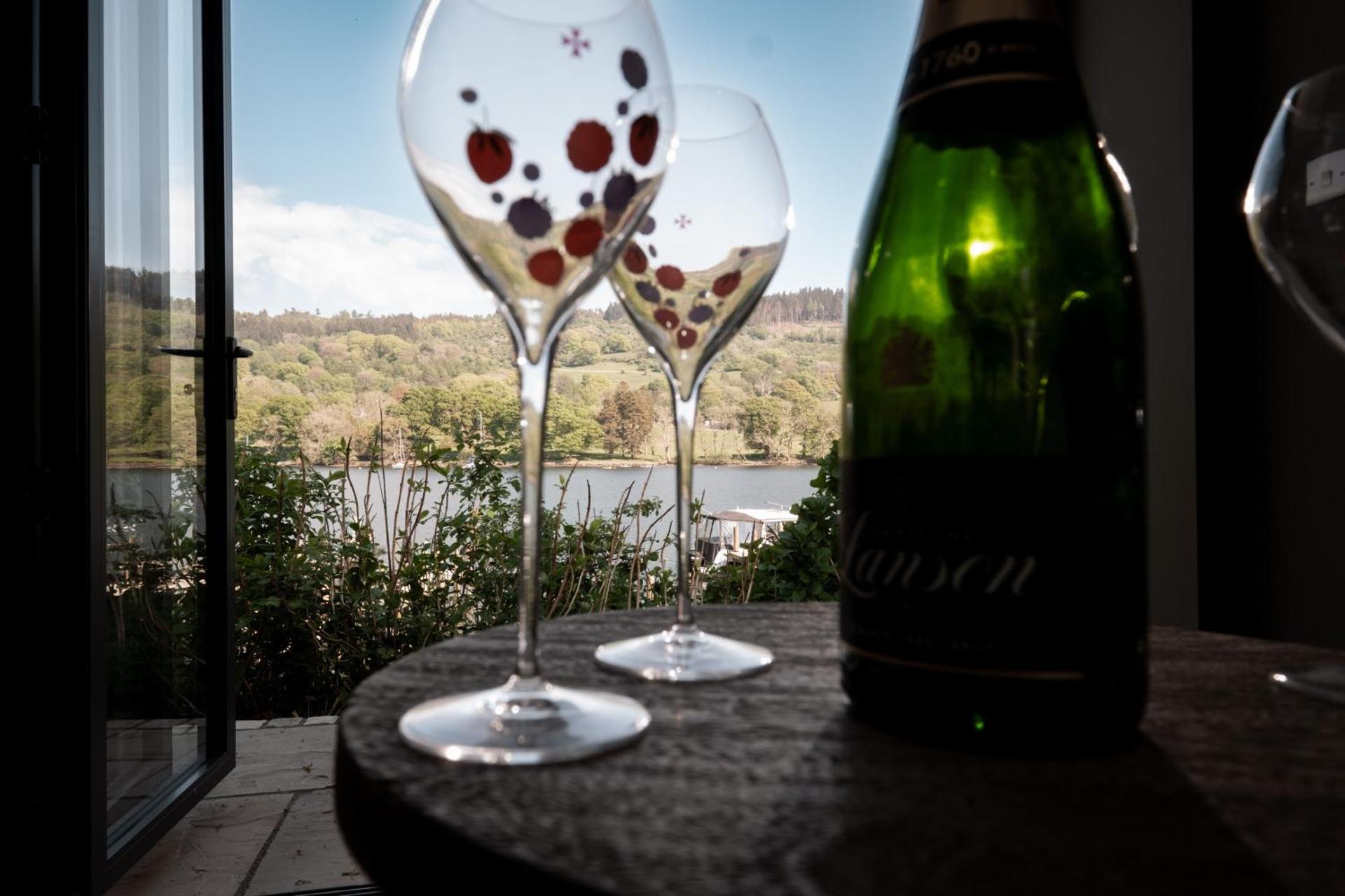 Lakeside Hotel and Spa