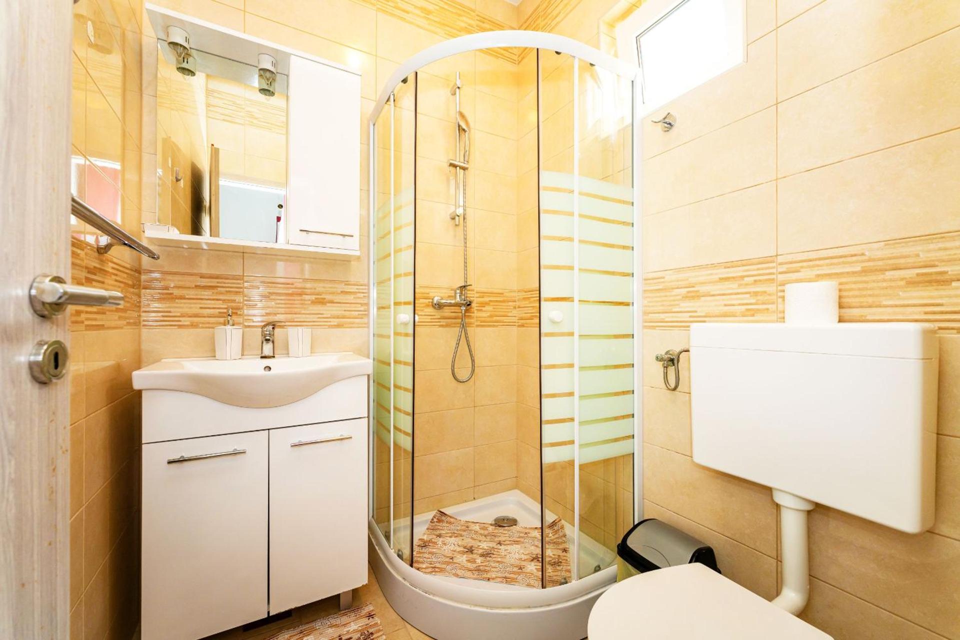 Dorothealy Apartments with Garden and Pool