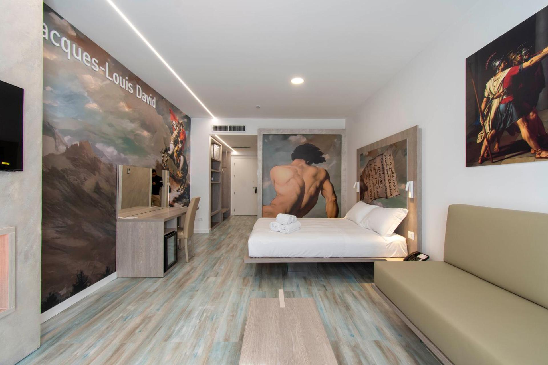 Max Motel - Art Gallery Room