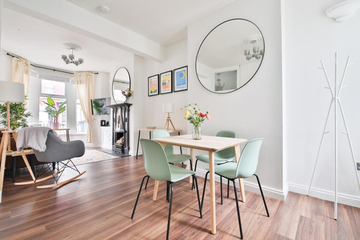 Stunning Cardiff Bay House