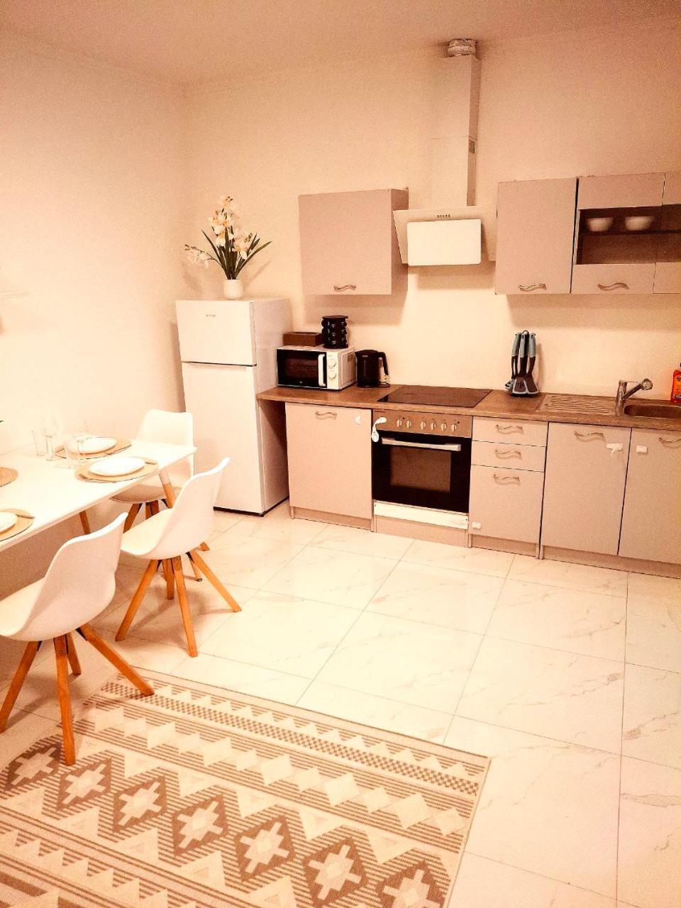 Family Design Apartments Neunkirchen - 2 rooms Apartment 5