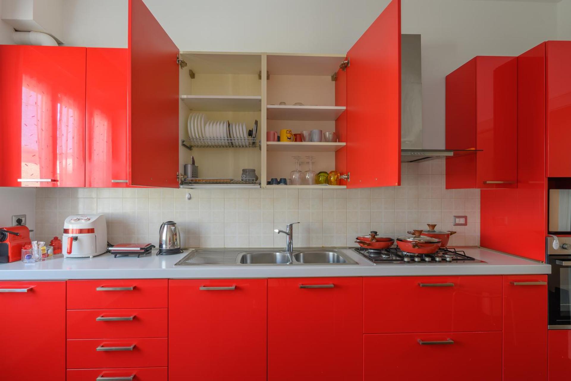 Stay in style - vibrant condo in San Giovanni Lupatoto