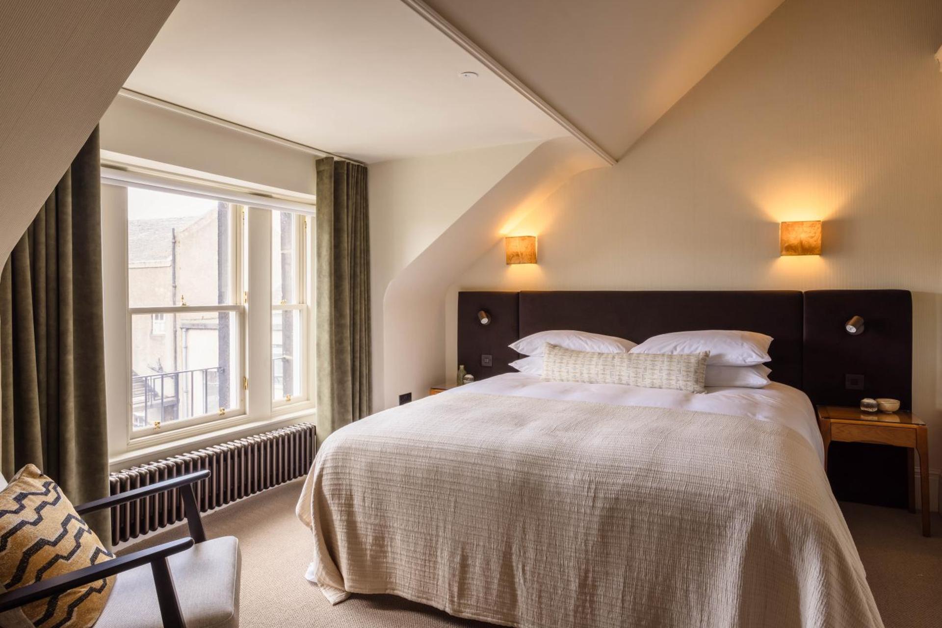 3 John's Place Townhouse