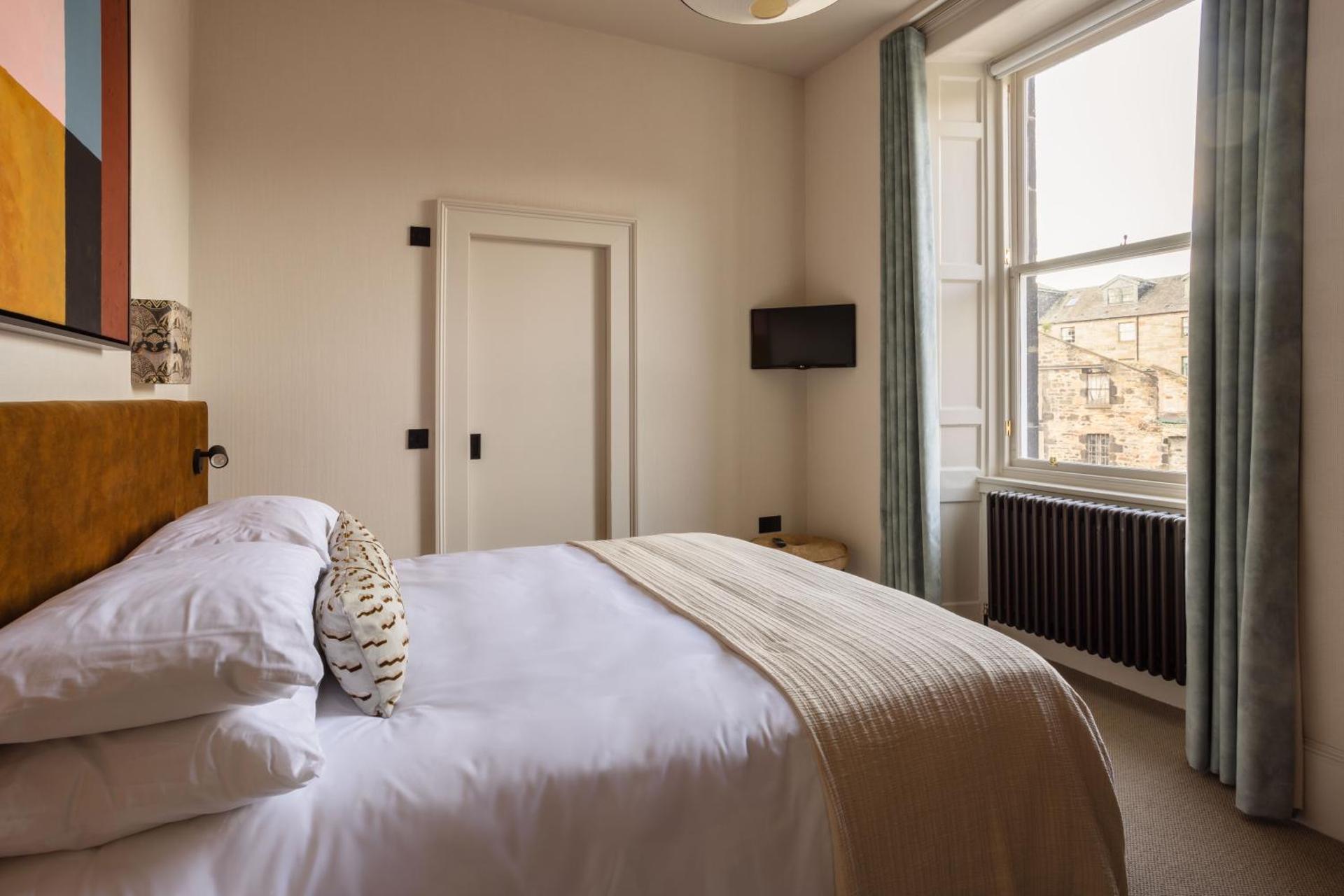 3 John's Place Townhouse