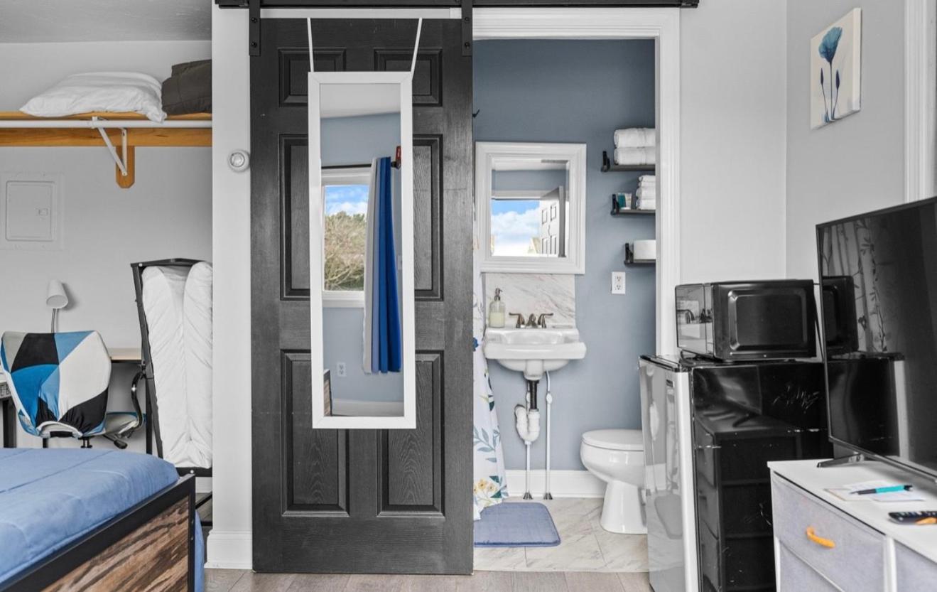 Washington Park Motel Standard Suite