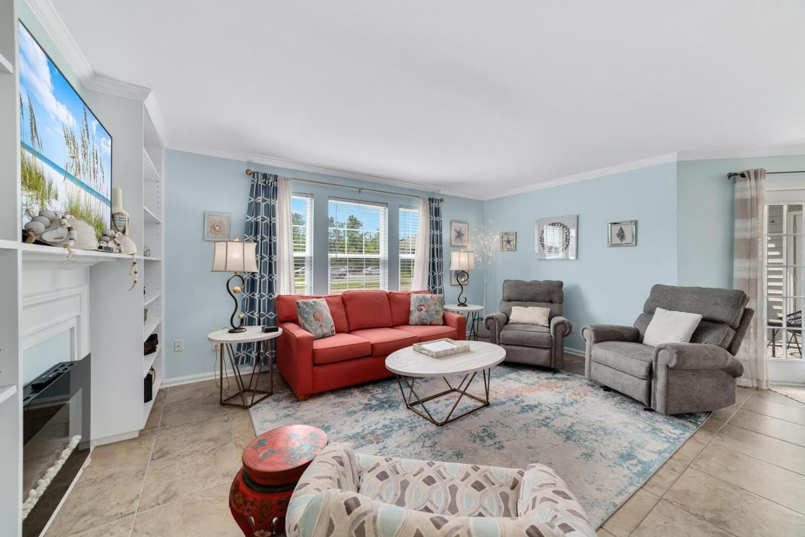 Photo of the whole room