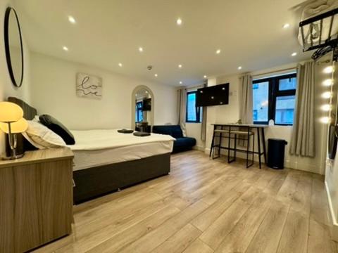 Canal Walk Studio Apartments