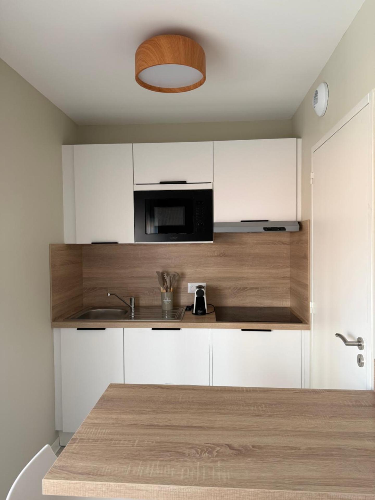Kitchen or kitchenette