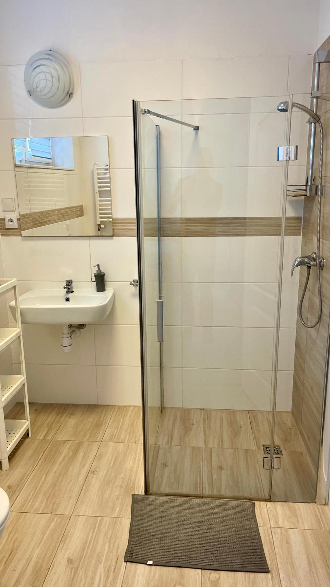 Economy Quadruple Room