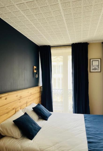 Double or Twin Room with Balcony