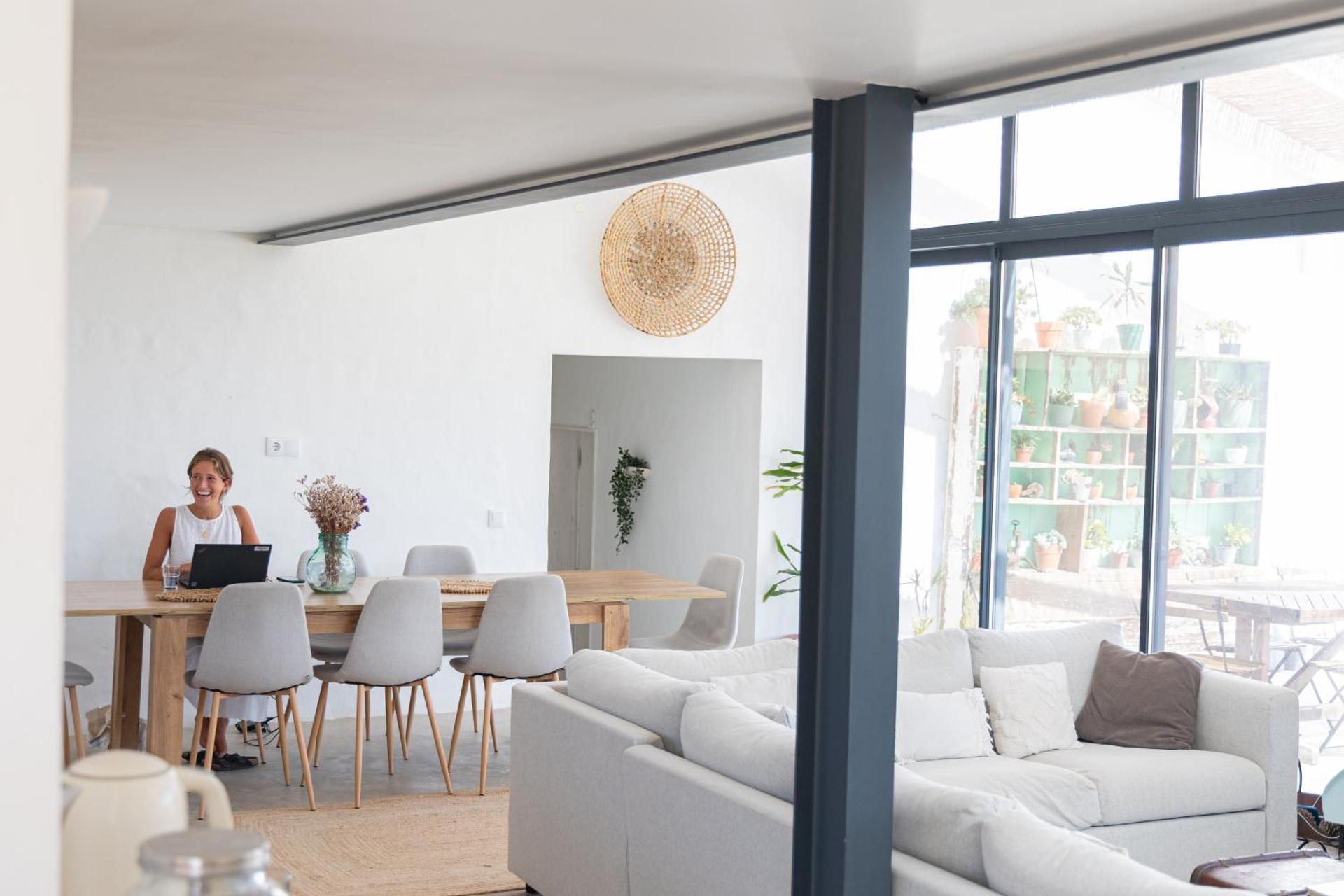 Communal lounge/ TV room