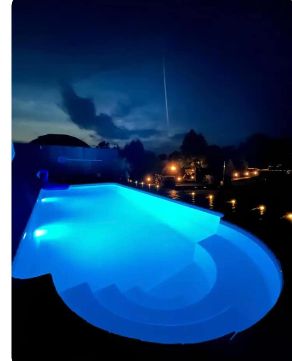 AURA - przytulny drewniany domek na wsi